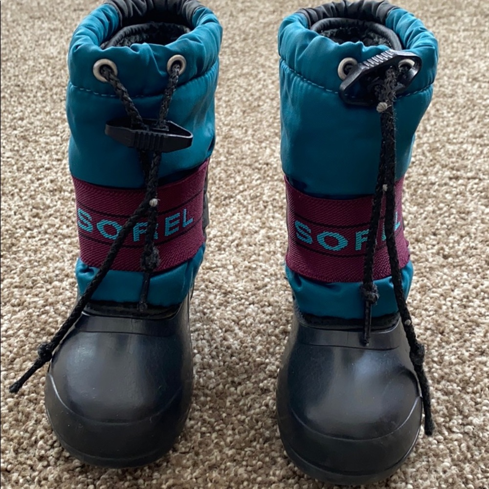 Sorels - Picture 2 of 15